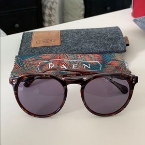 Raen remmy 52 sunglasses like new